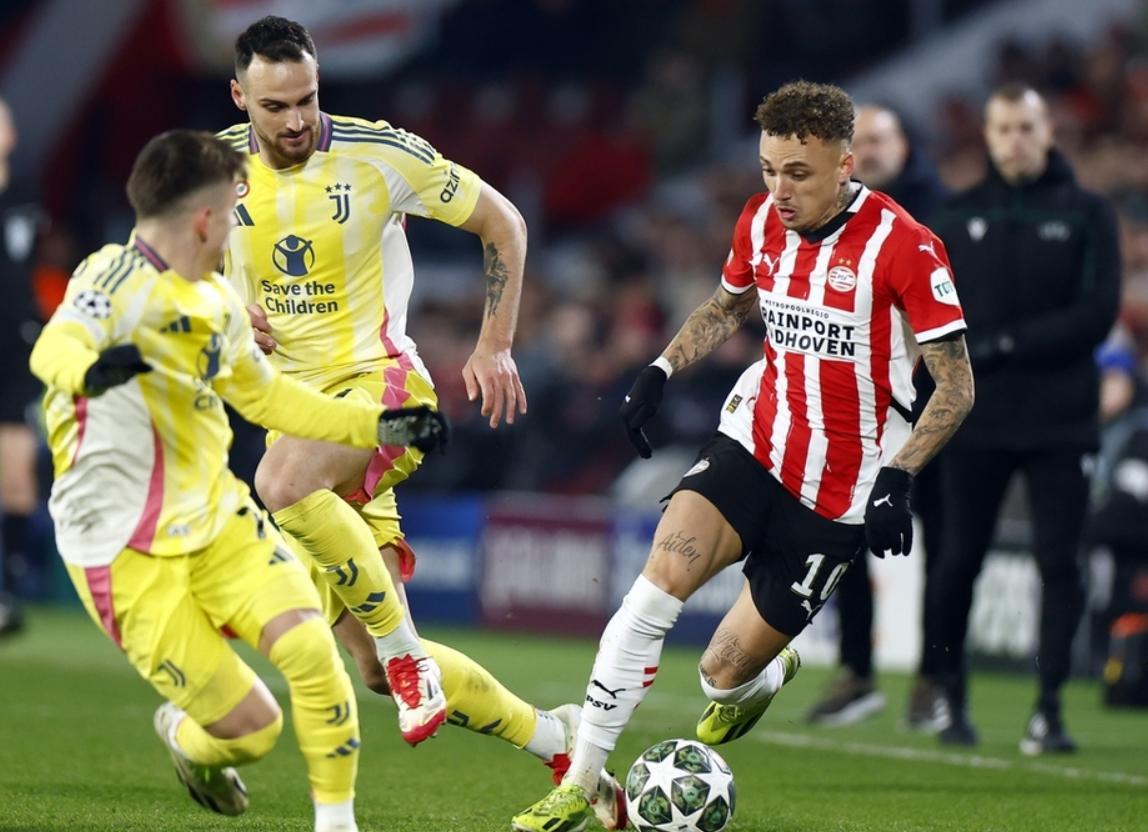 爱游戏包含圣安东尼奥马刺训练开放日，今夜再遭质疑引欢呼，意甲在即，球队文化再被提及的词条