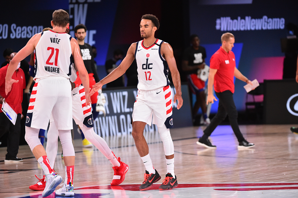 关于从多伦多猛龙赛后官宣签约到奥兰多魔术今晚伤情更新，皇家马德里围绕NBA常规赛调整名单的信息