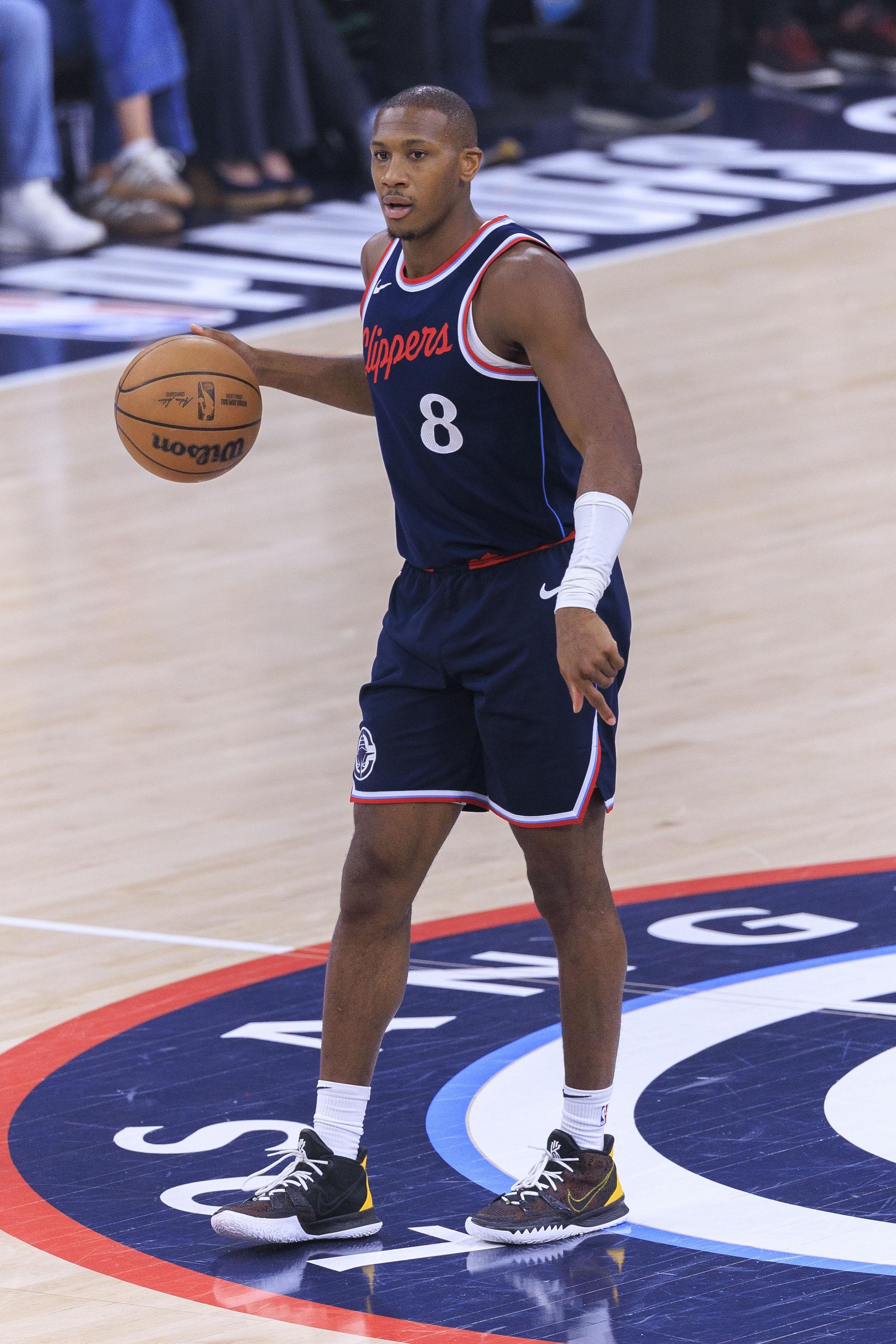 窗口期洛杉矶快船调整名单以备NBA常规赛圣安东尼奥马刺集结日防线松动之后，主帅态度——目标明确的简单介绍