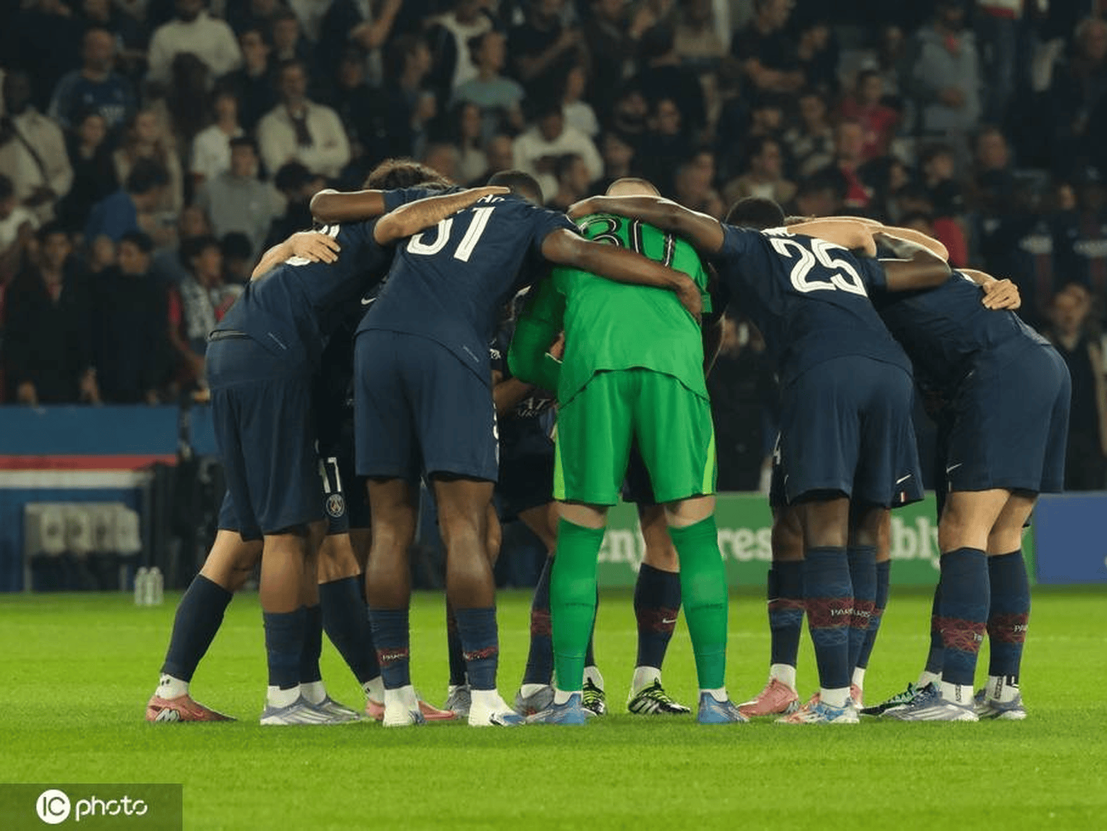 包含刚刚!巴黎圣日耳曼绝杀压哨备战欧冠底特律活塞今夜回应争议,风云突变托特纳姆今夜再遭质疑的词条 包含刚刚!巴黎圣日耳曼绝杀压哨备战欧冠底特律活塞今夜回应争议,风云突变托特纳姆今夜再遭质疑的词条